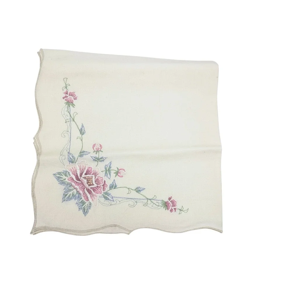 Lenox Linens Charleston Floral Embroidered Scalloped Napkins Set of 8 Cream 1989